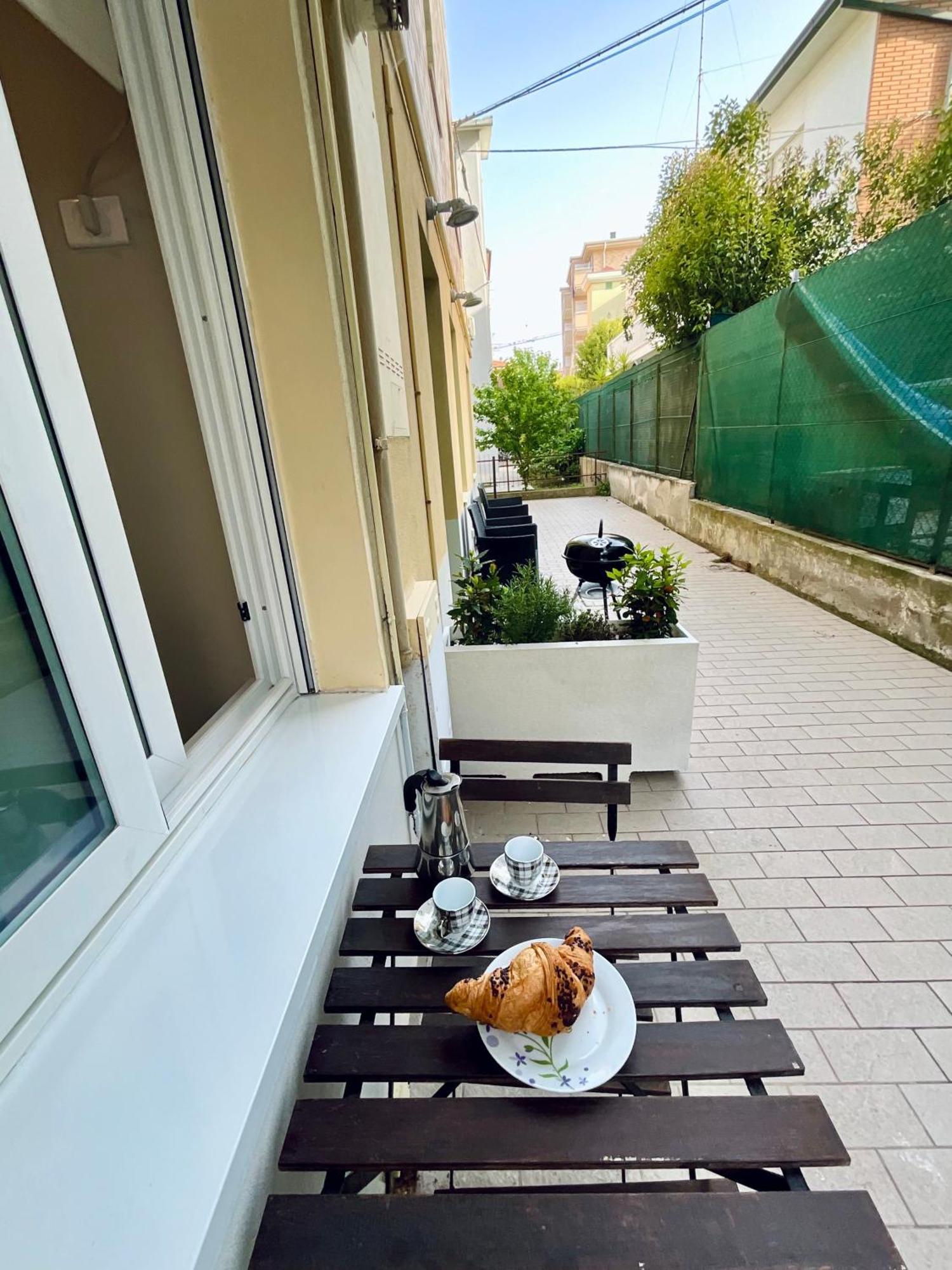 Nuova Promo - 100 Mt Dal Mare - Relax Per Famiglie - Wifi & Ac 포르토 산 조르조 외부 사진